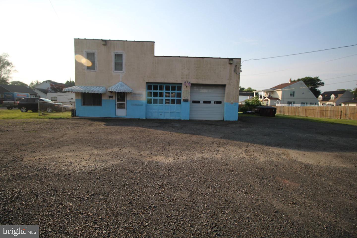 1707 State Rd Property Photo 1