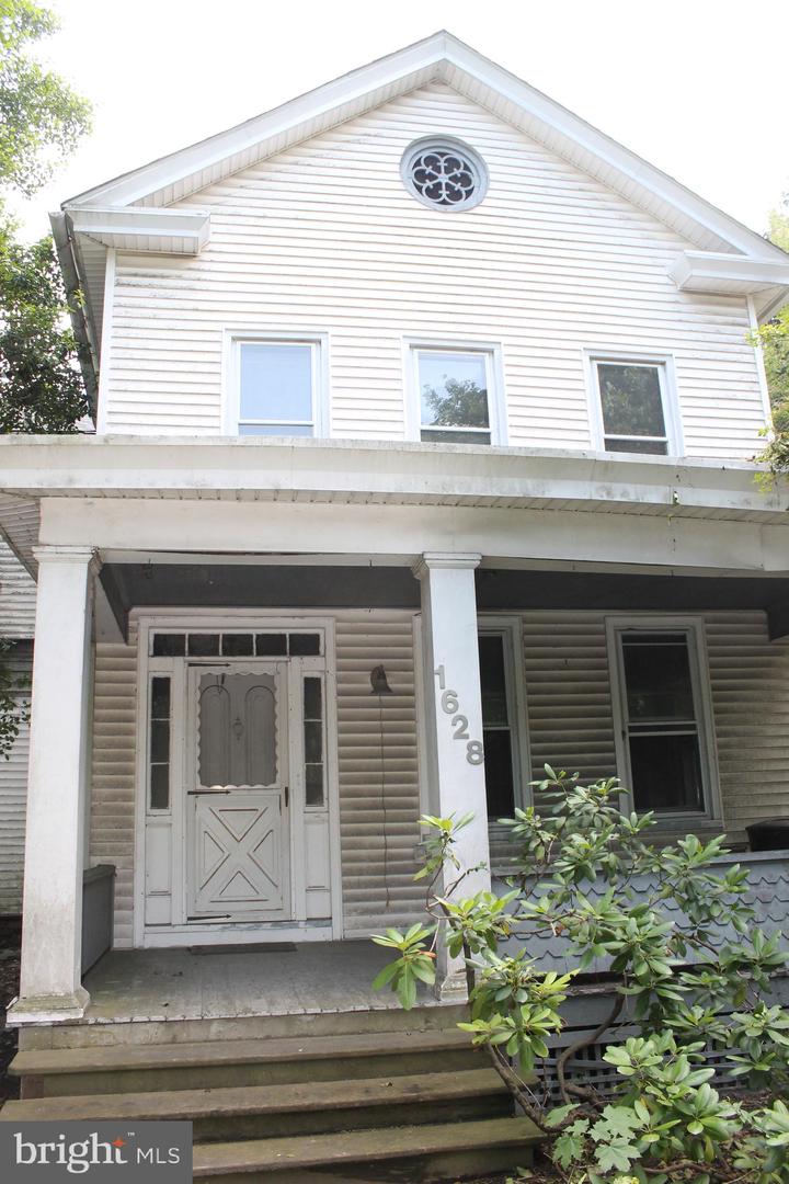 1628 River Rd Property Photo 1