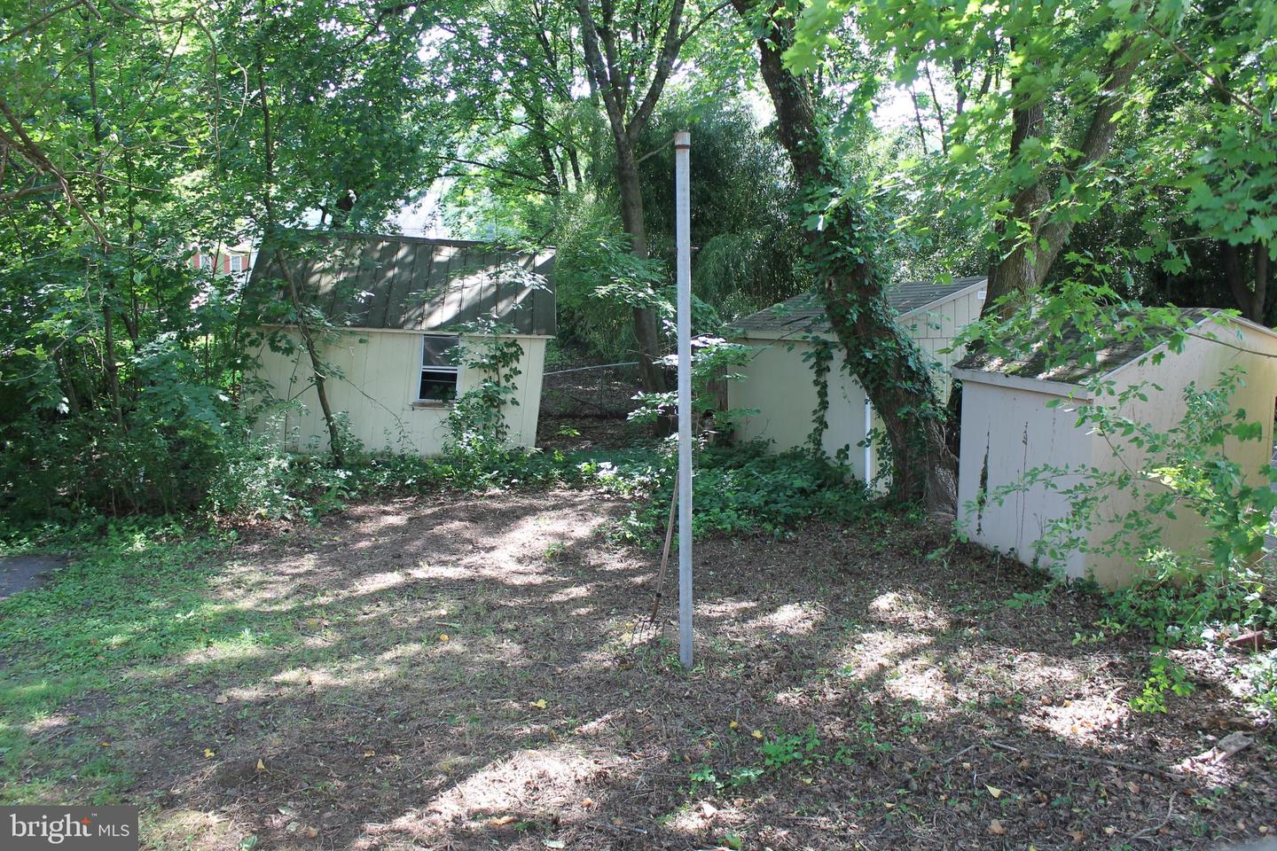 1628 River Rd Property Photo 32
