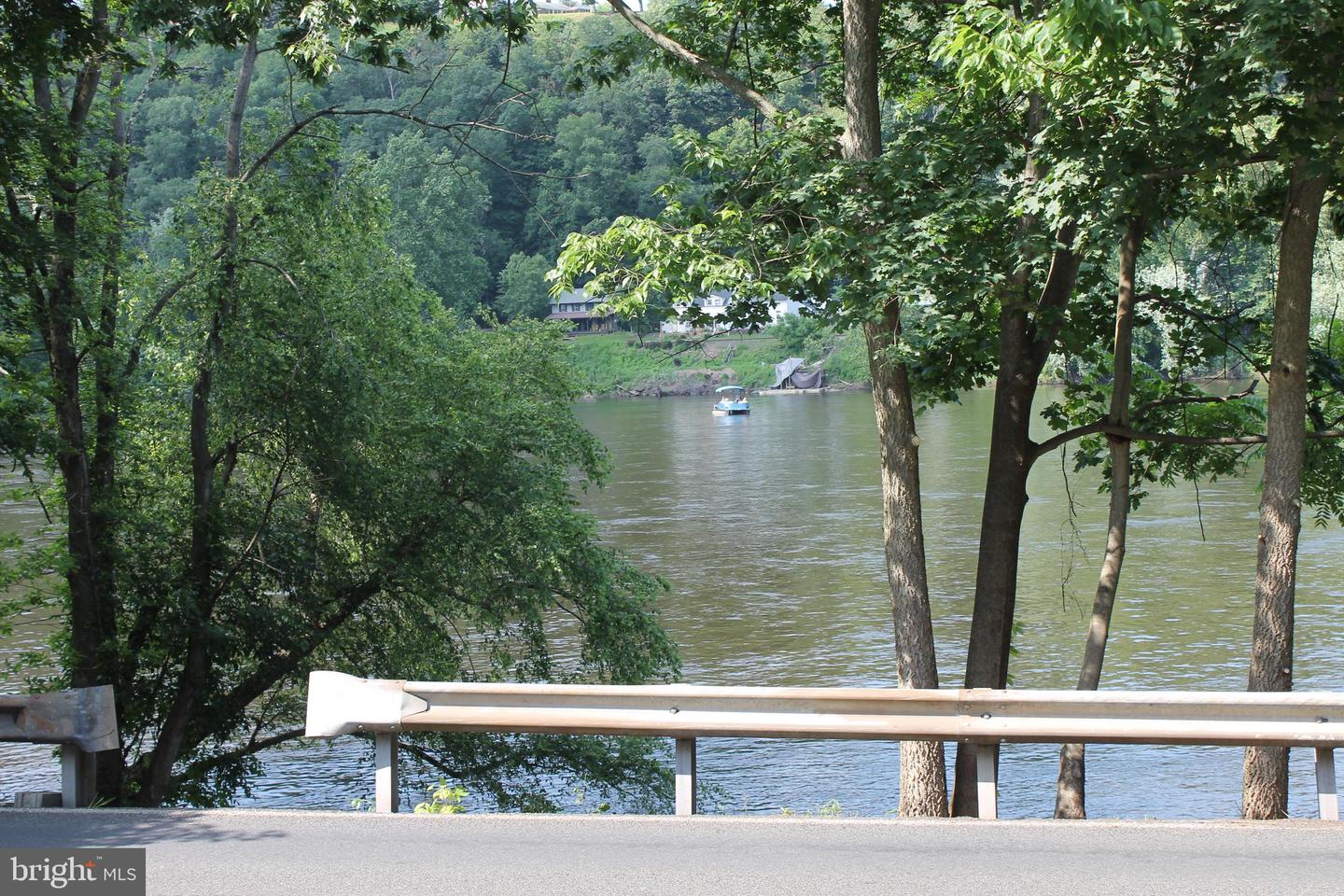 1628 River Rd Property Photo 36