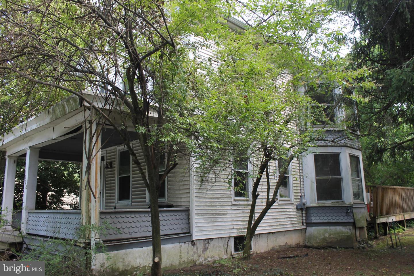 1628 River Rd Property Photo 40