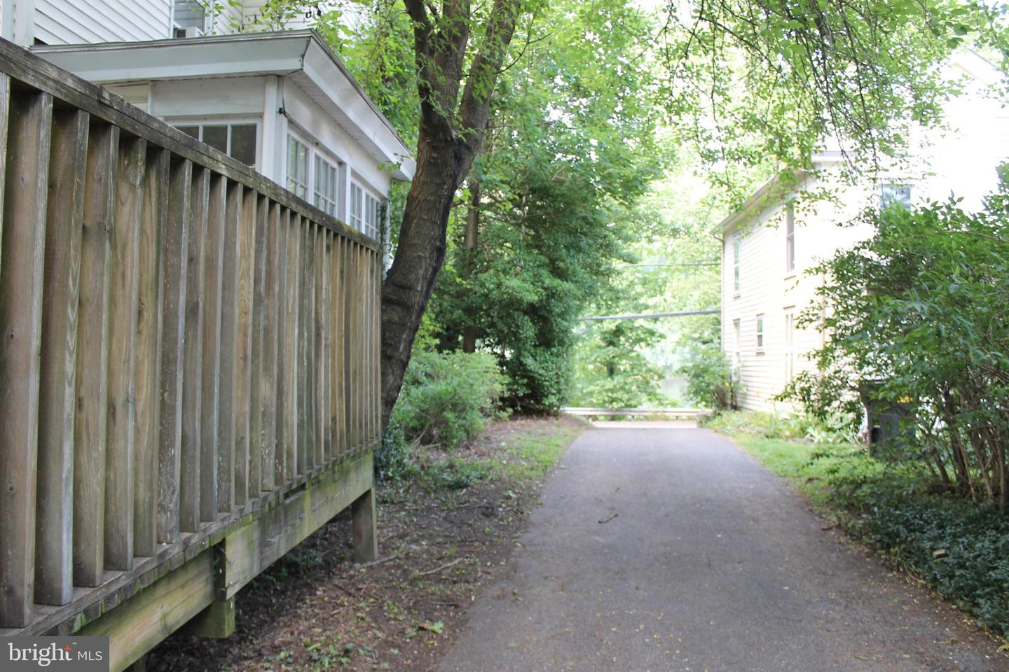 1628 River Rd Property Photo 45