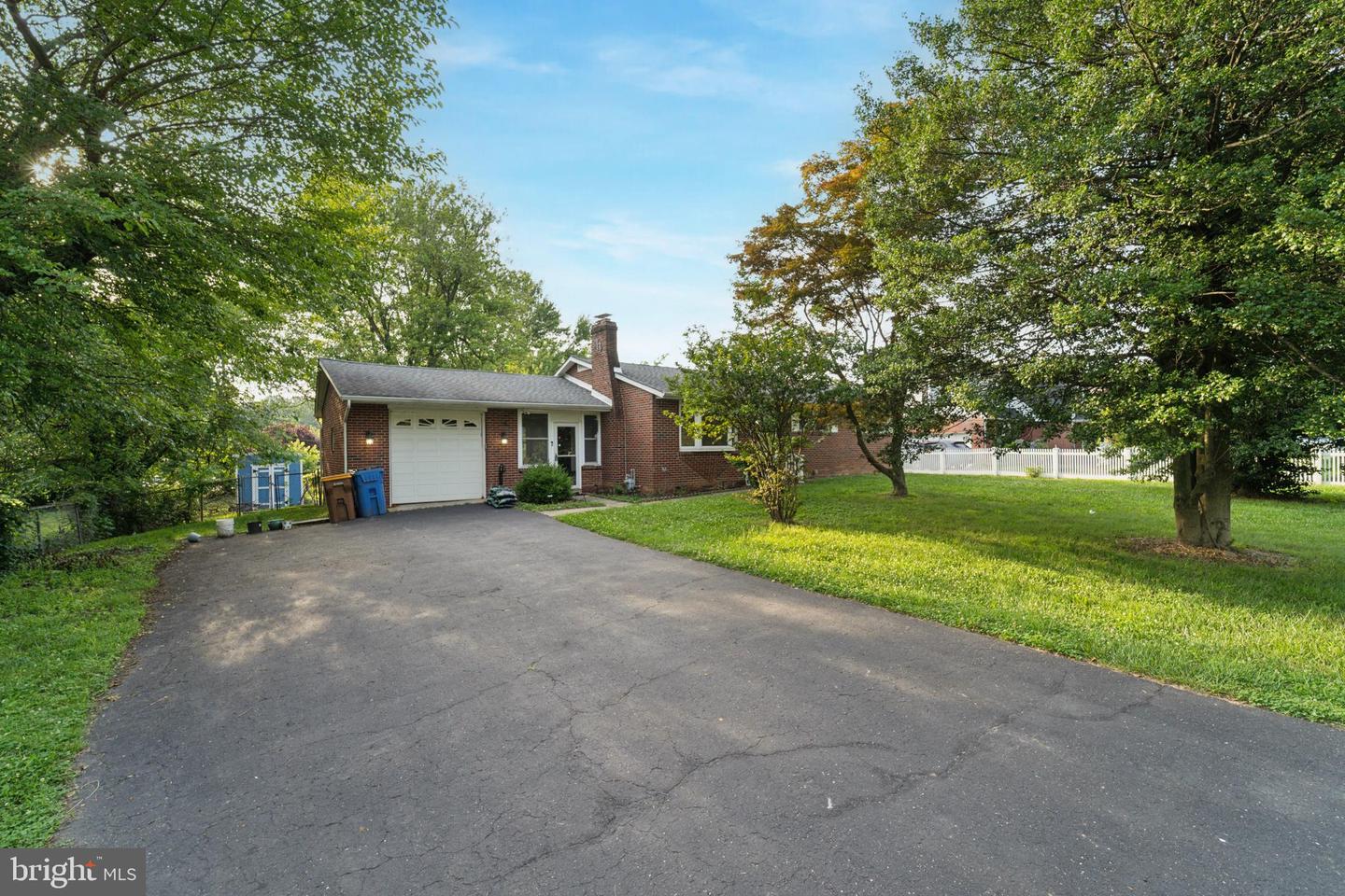 4030 Bensalem Blvd Property Photo 1