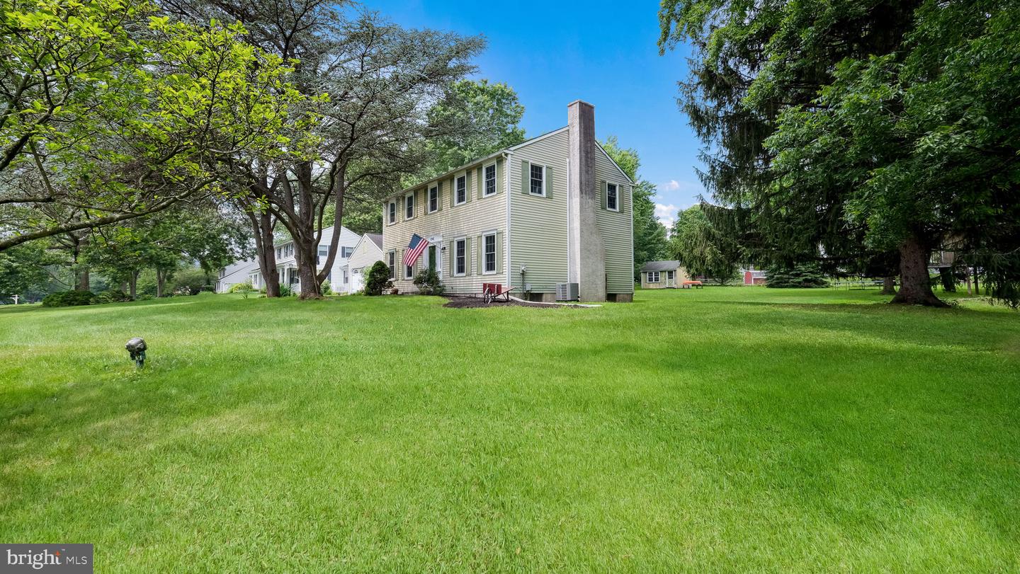 1 Sunnybrook Dr Property Photo 6