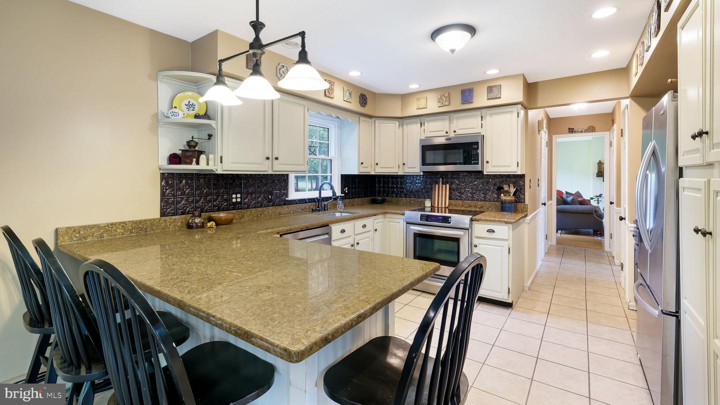 1 Sunnybrook Dr Property Photo 17