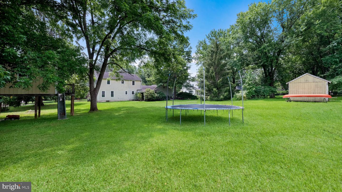 1 Sunnybrook Dr Property Photo 36