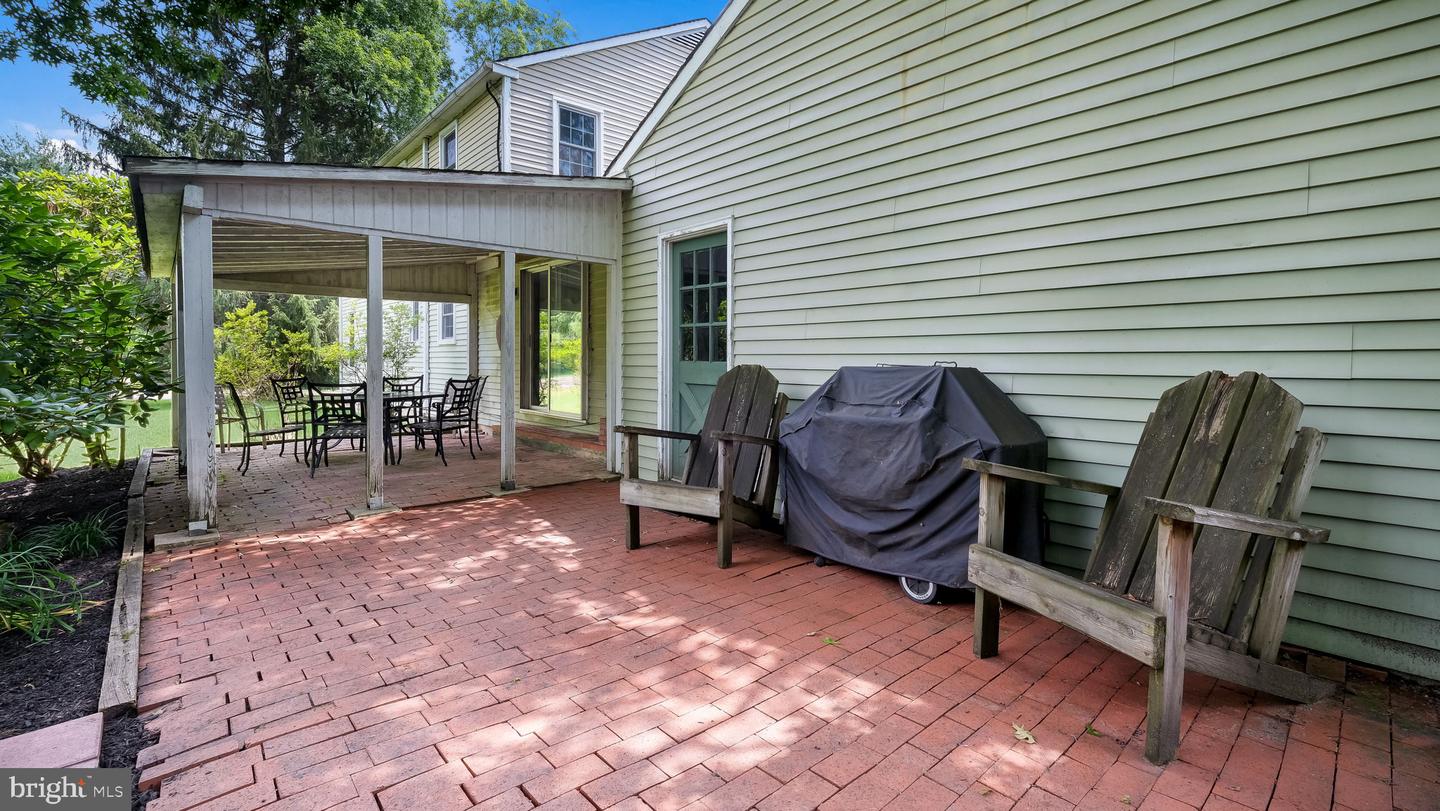 1 Sunnybrook Dr Property Photo 38