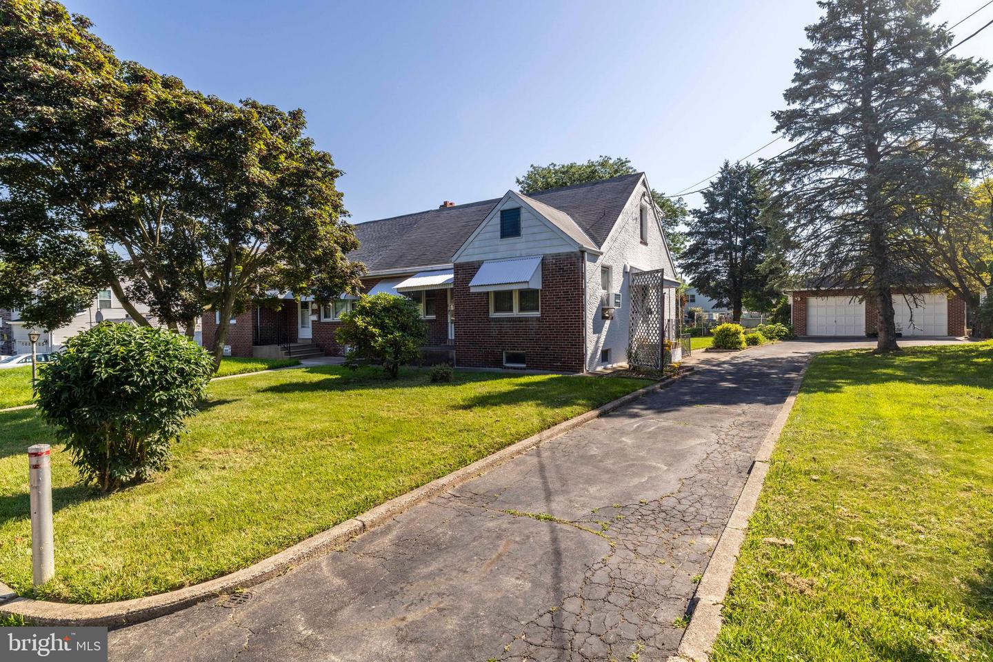1119 Cedar Ave Property Photo 1
