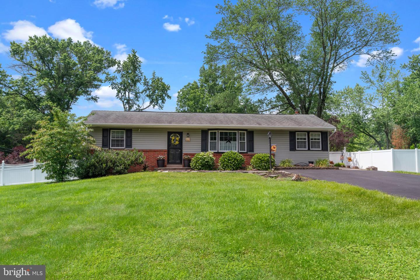 2256 Patty Ln Property Photo