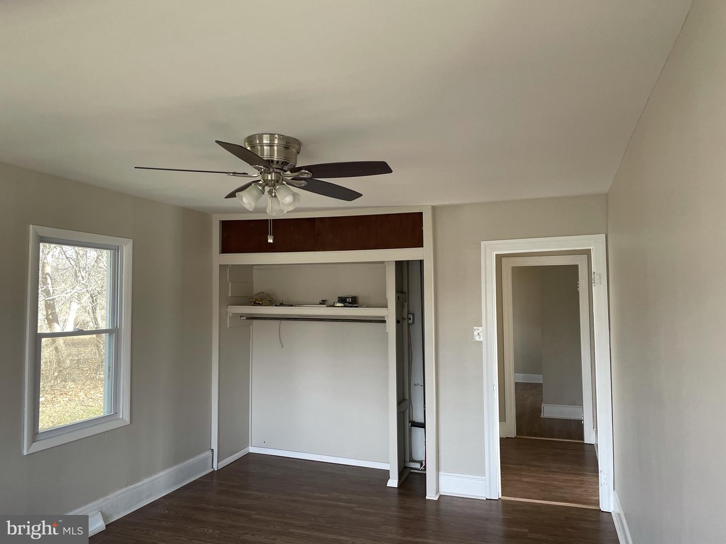 5665 Hulmeville Rd Property Photo 7