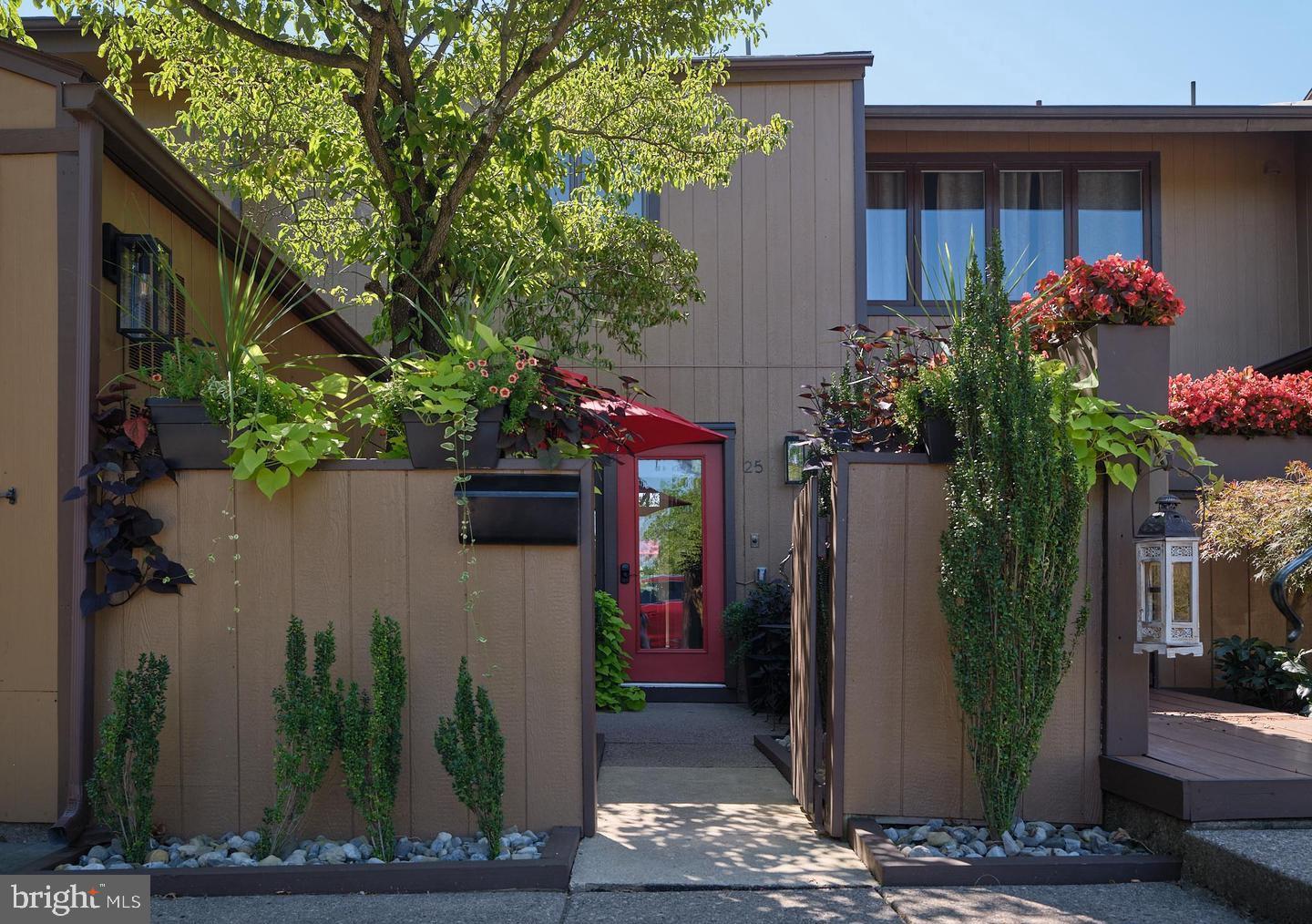 25 Tahoe Property Photo 1