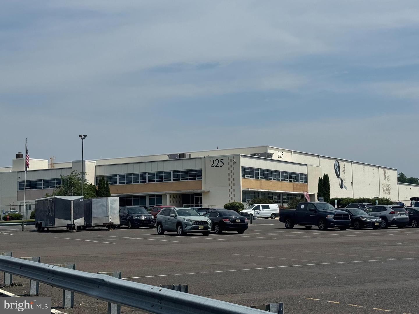 225 Lincoln Hwy #bldg A Property Photo 2