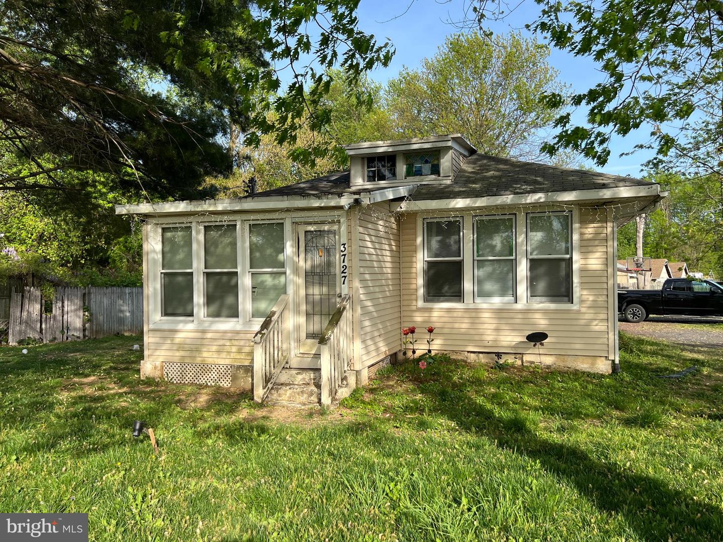 3727 Hulmeville Rd Property Photo 1