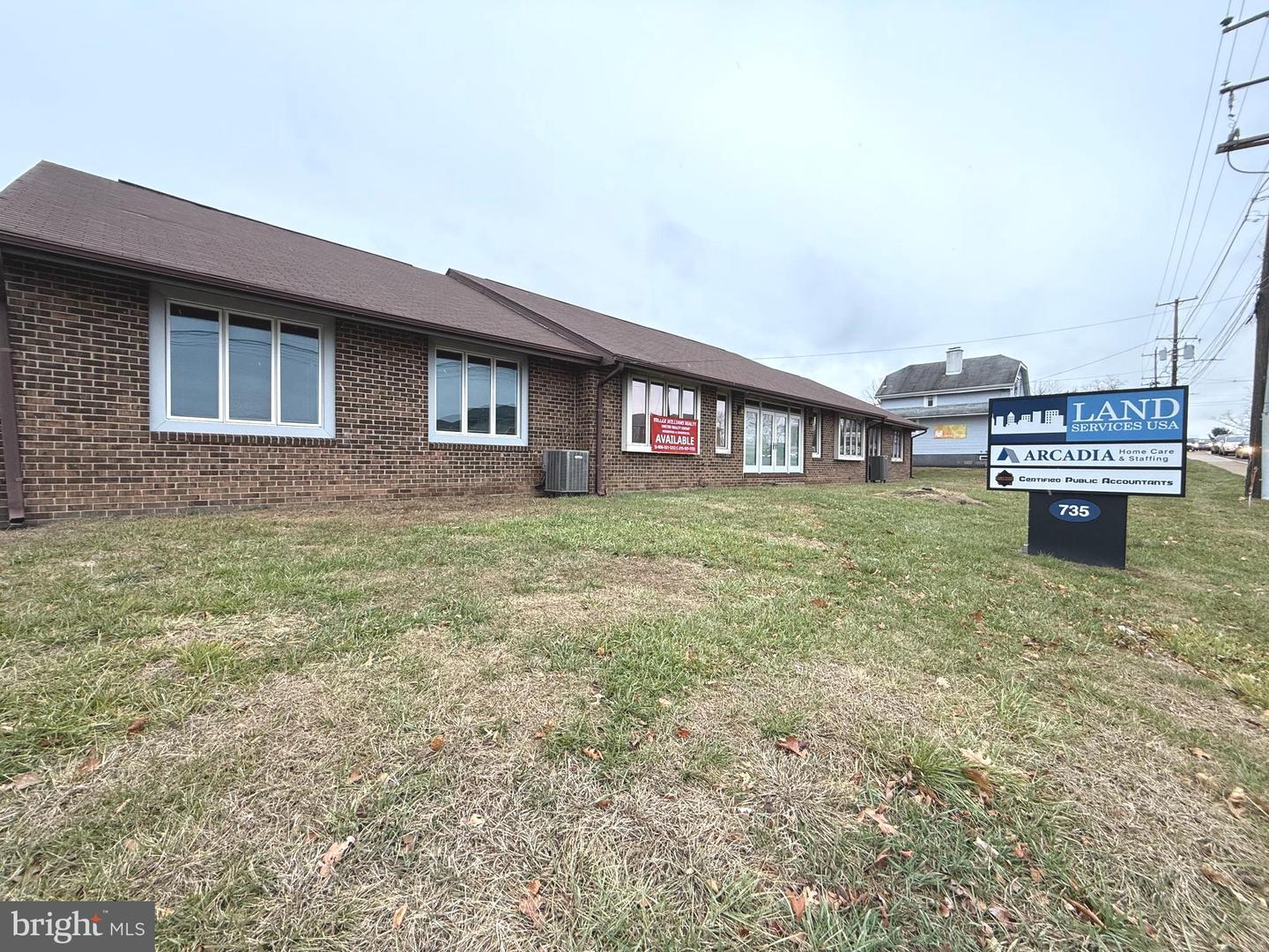 735 Street Rd Property Photo 16