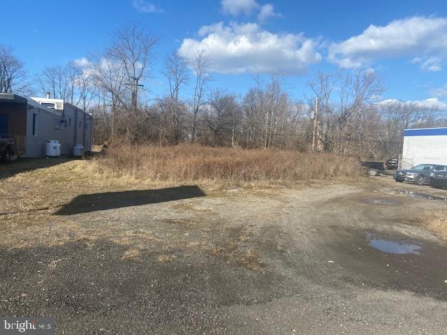 6927-6999 Bristol Pike Property Photo 11