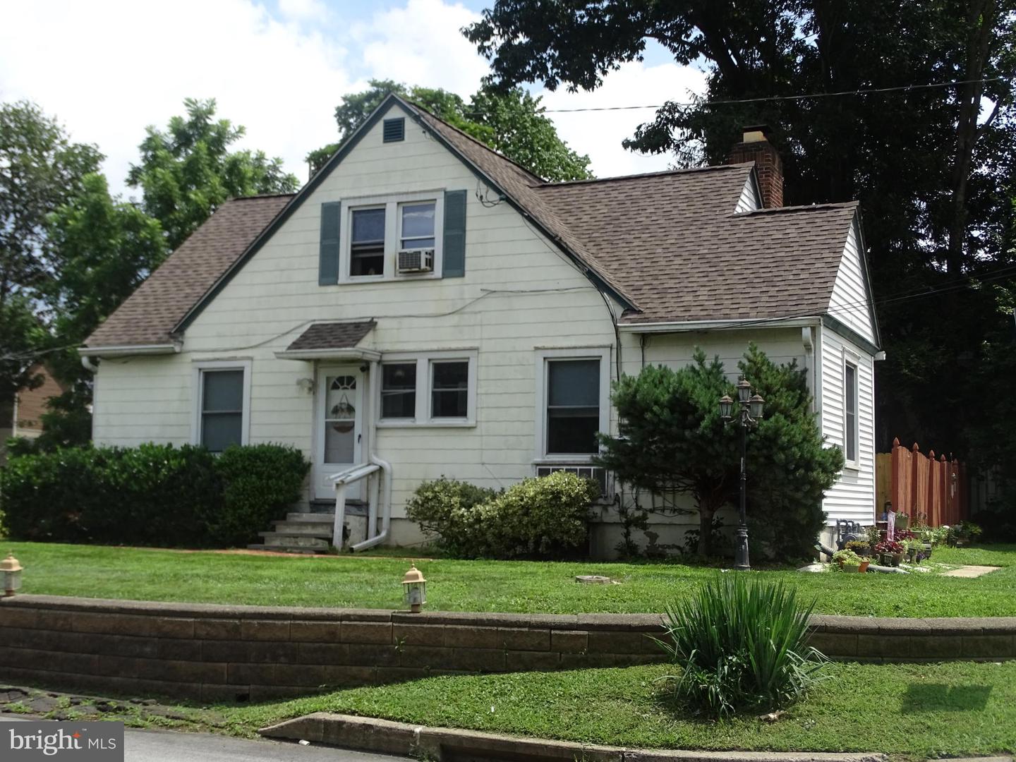 131 W Street Rd W Property Photo 2