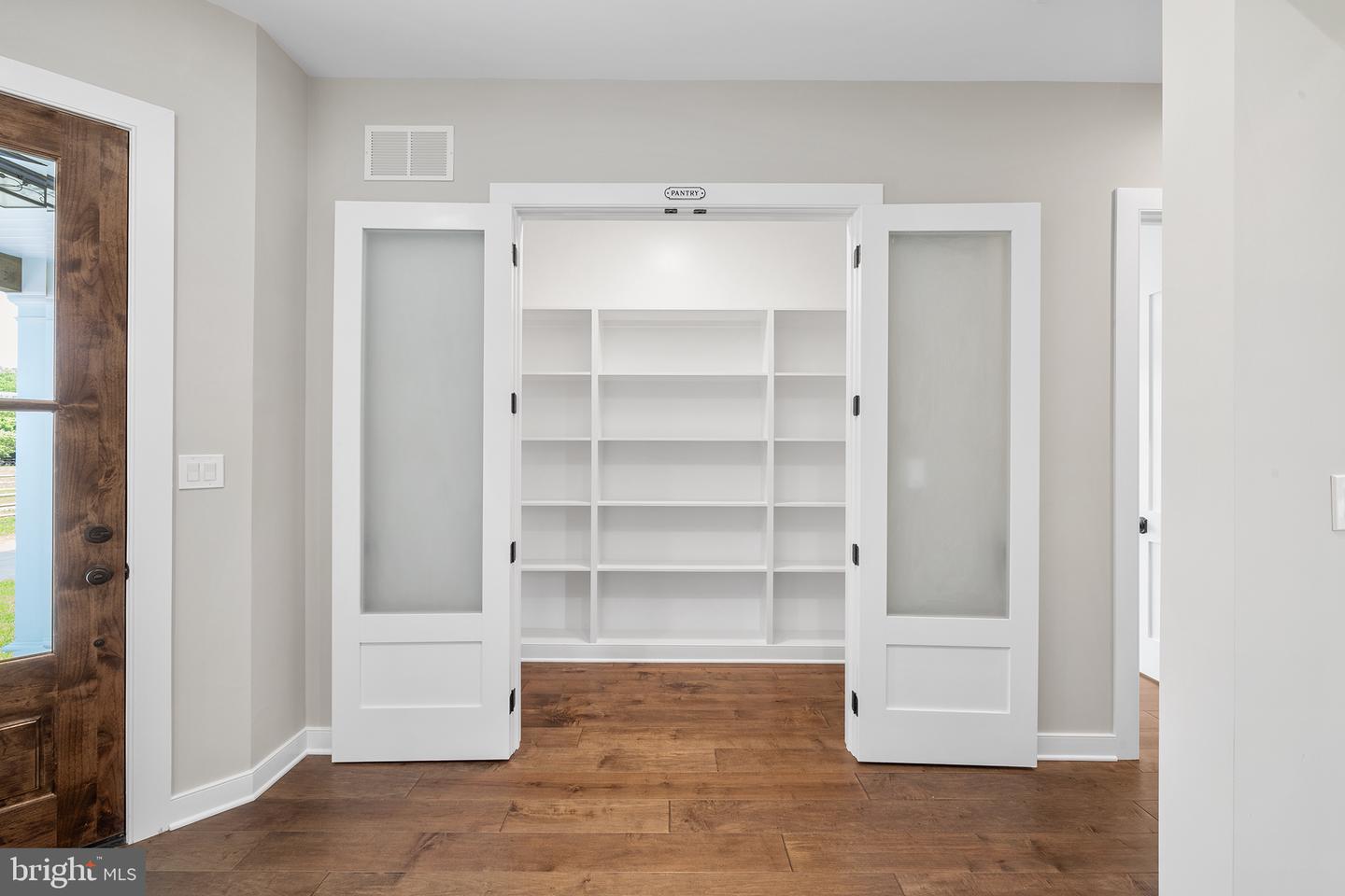 744 Broad Street Property Photo 15