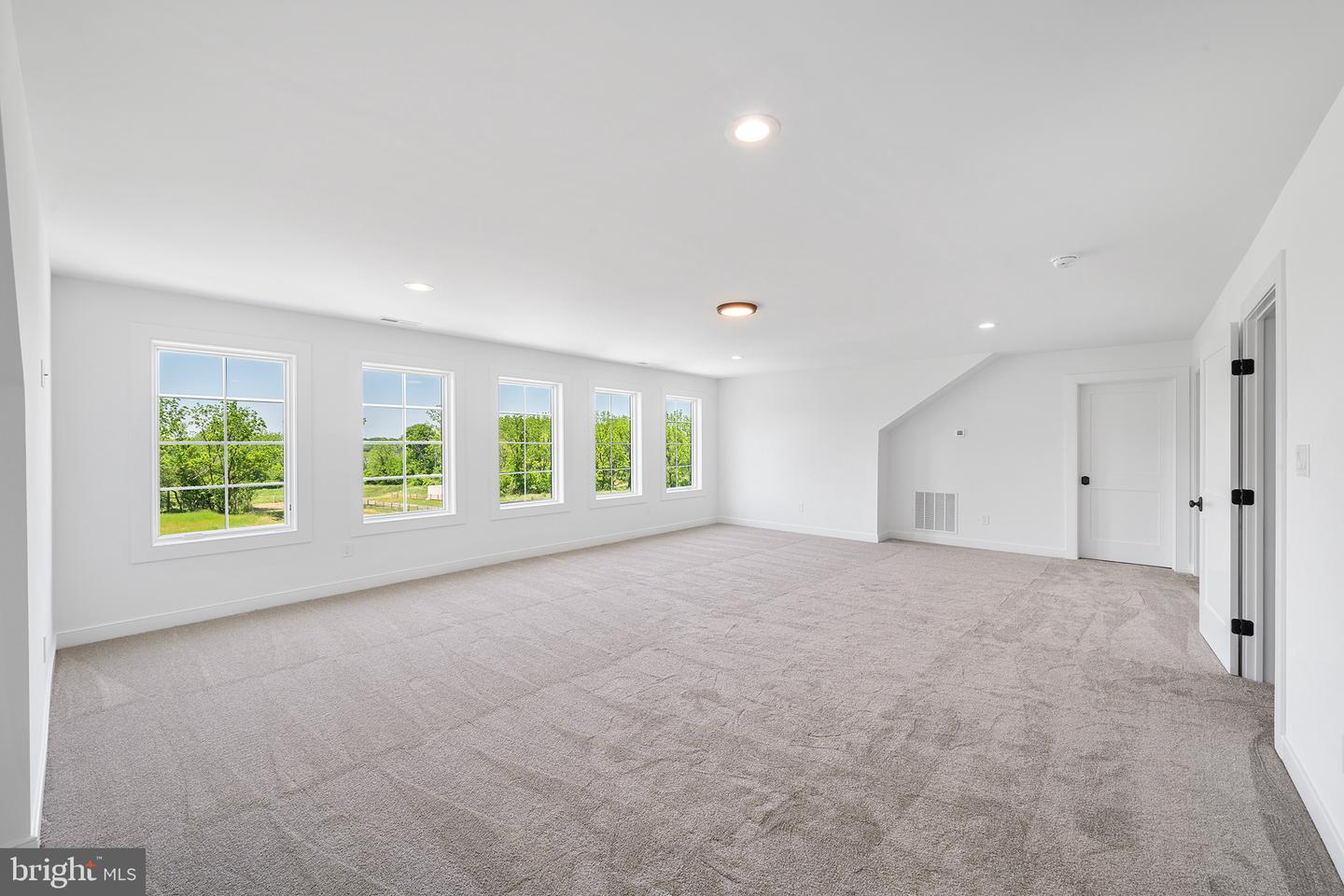 744 Broad Street Property Photo 45