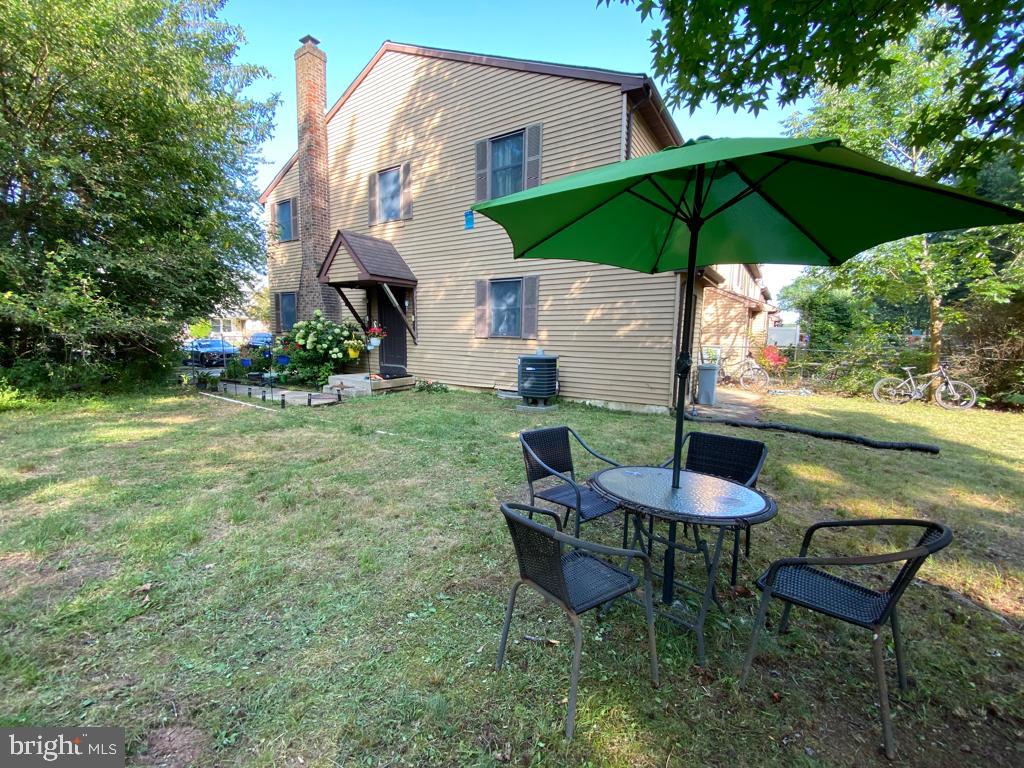 1024 Gates Property Photo 1