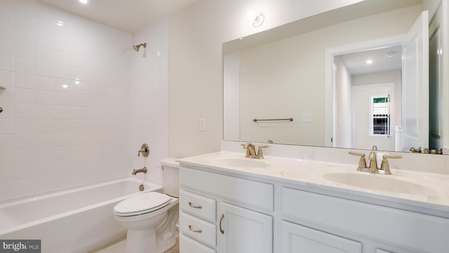 1200 Jordan Ln #lot 8 Property Photo 36