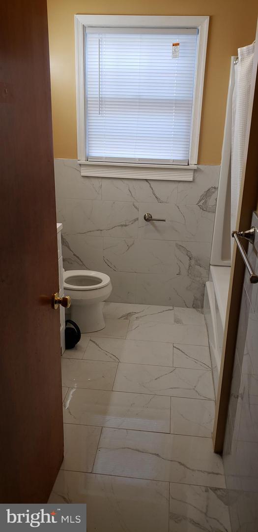7024 Bristol Pike Property Photo 31