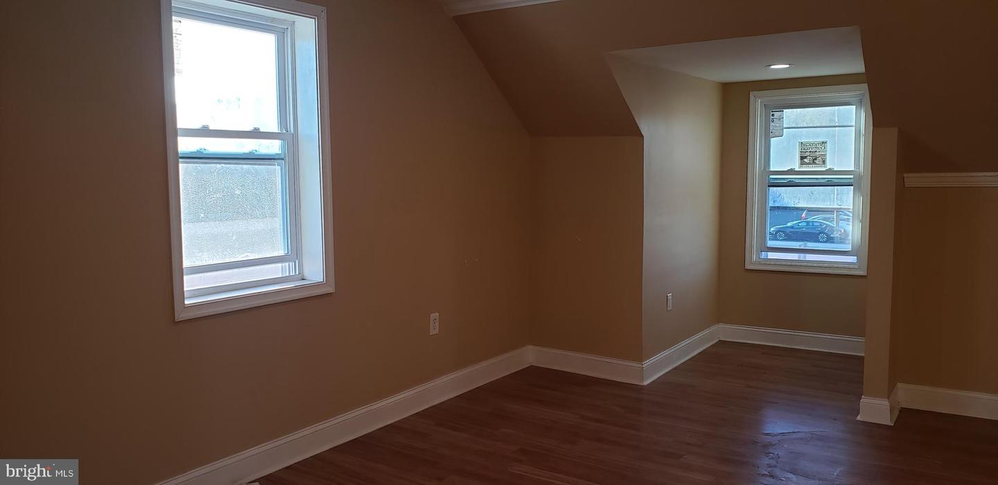 7024 Bristol Pike Property Photo 37
