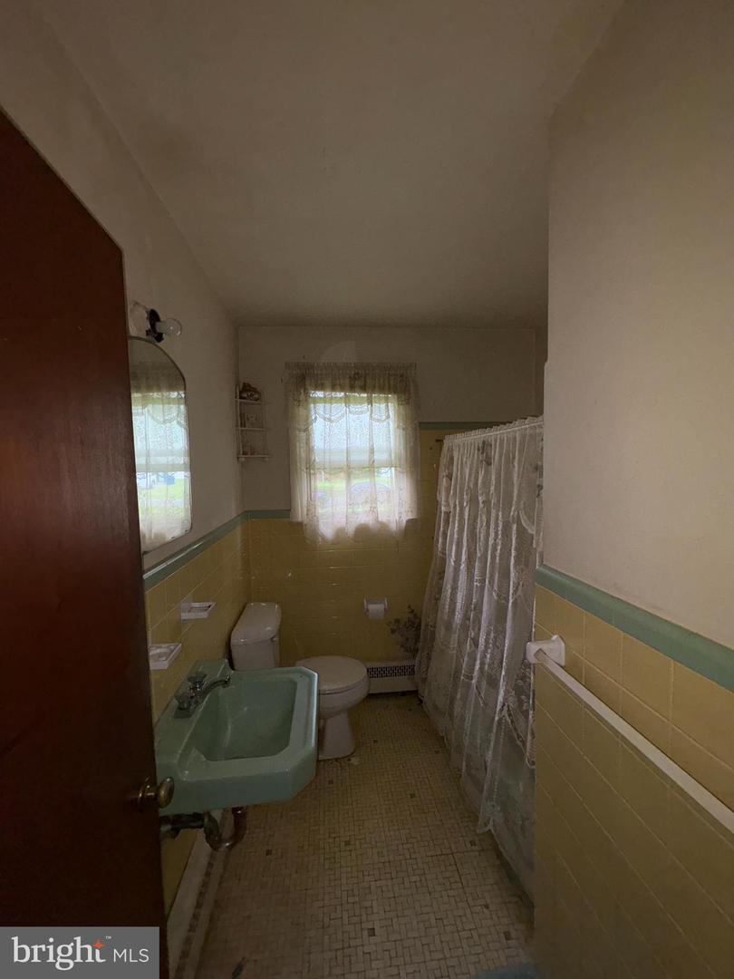 534 Airy Ave Property Photo 4