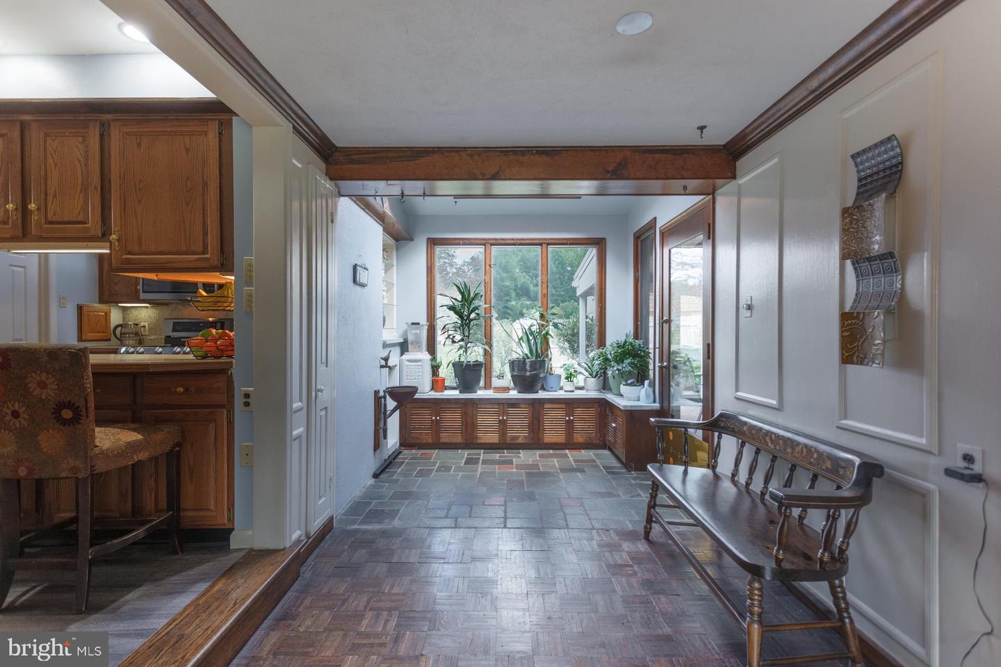 1065 Bristol Rd Property Photo 10