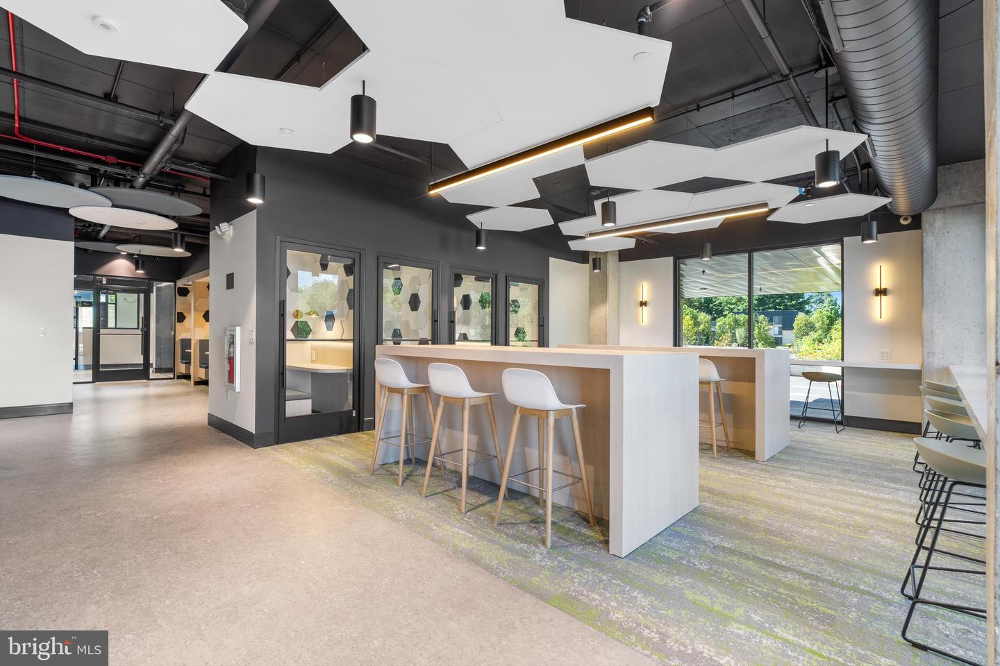 144 N Main St #co-working Space Property Photo 1