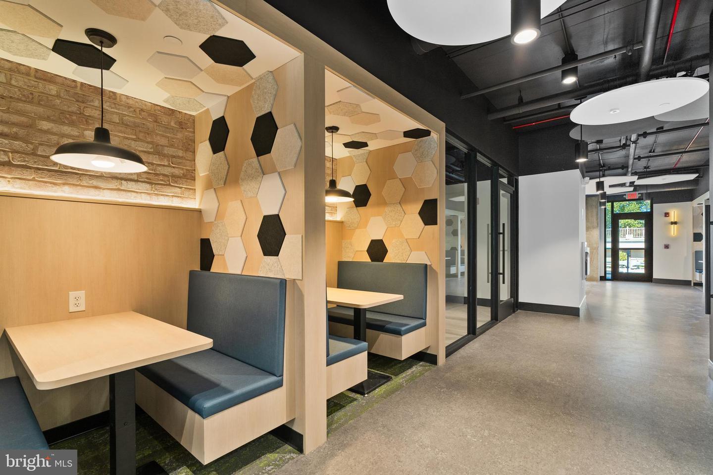 144 N Main St #co-working Space Property Photo 2
