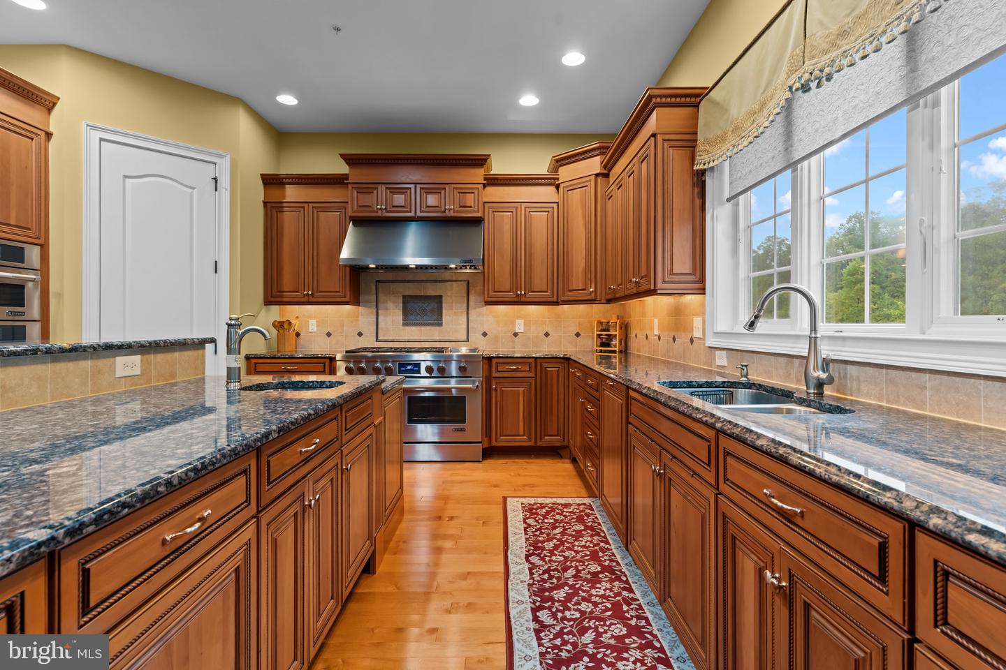 288 Jane Chapman Dr E #e Property Photo 31