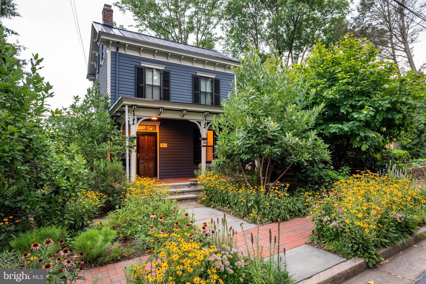 148 Lafayette St Property Photo 1