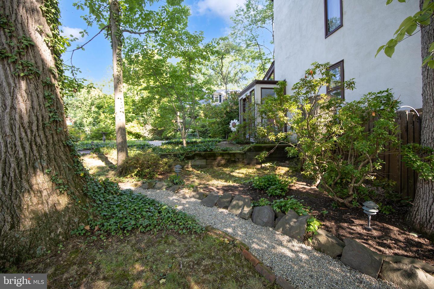 195 Lafayette St Property Photo 34