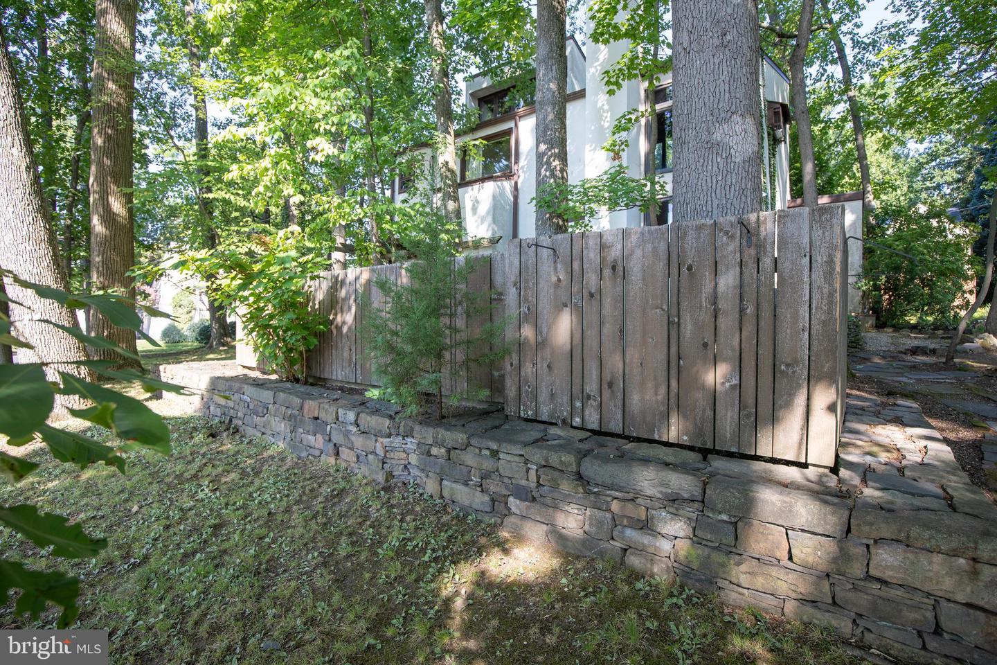 195 Lafayette St Property Photo 37
