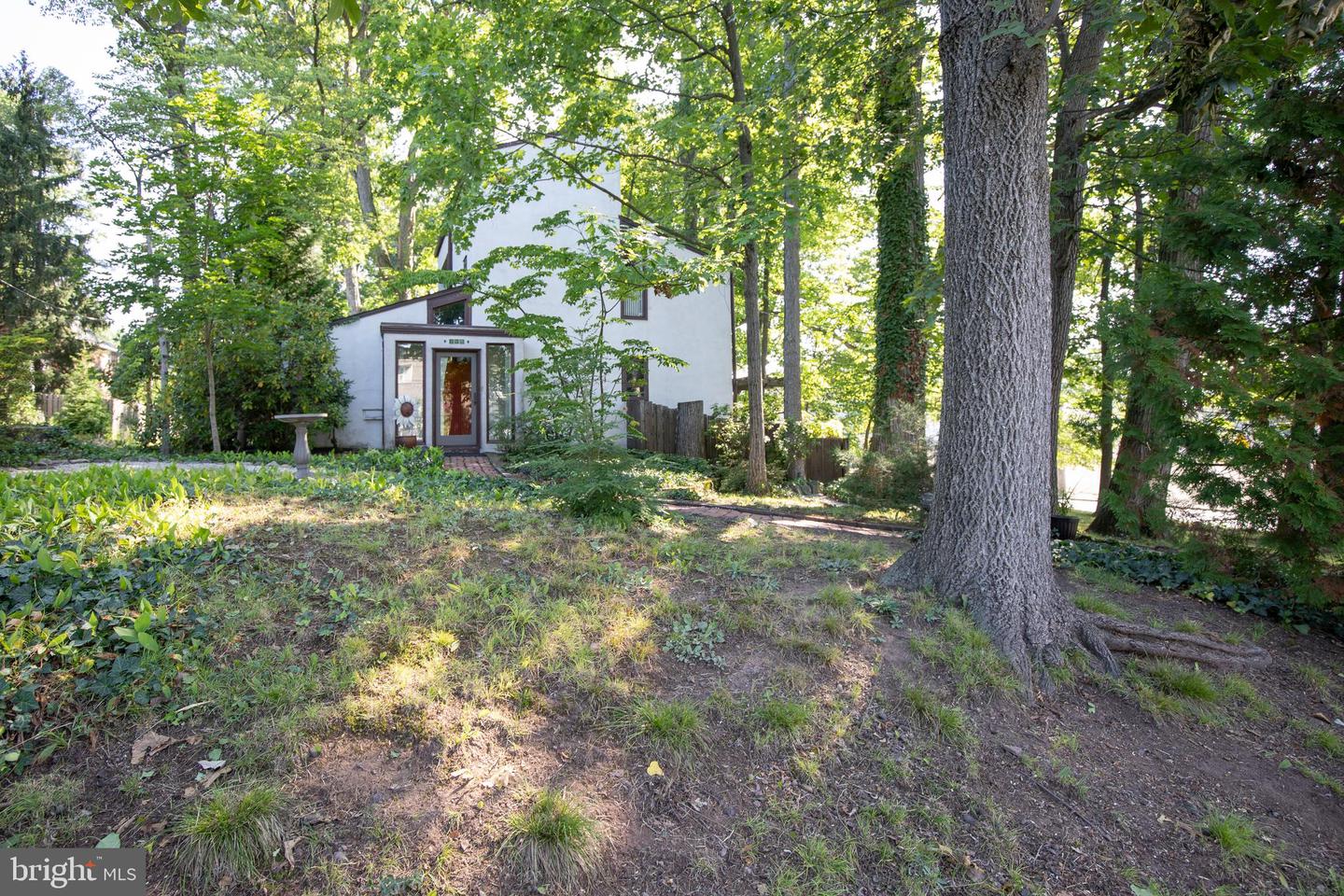 195 Lafayette St Property Photo 38
