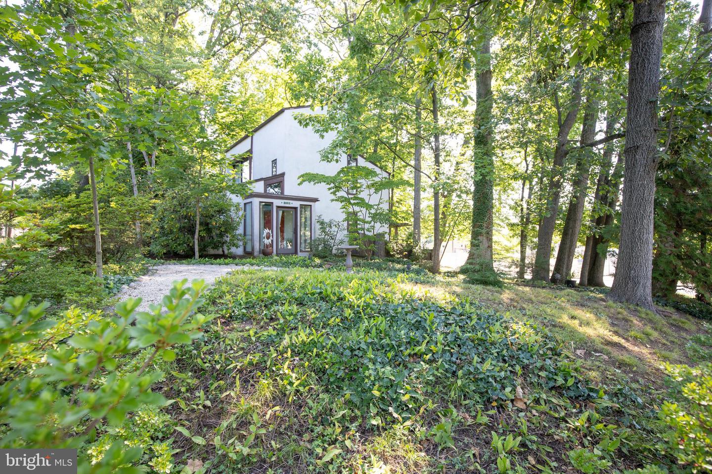 195 Lafayette St Property Photo 39