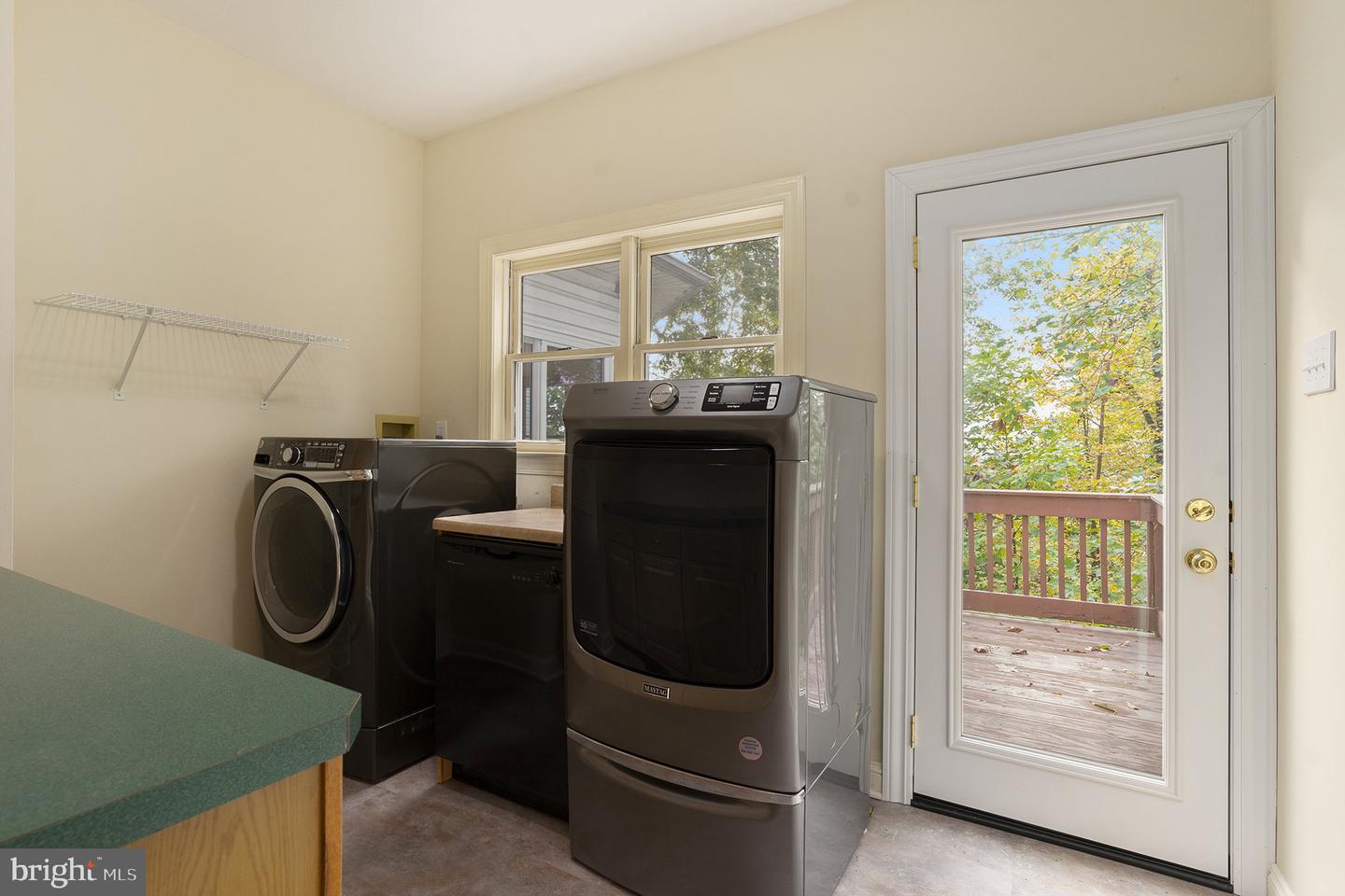 520 Johanna Property Photo 28