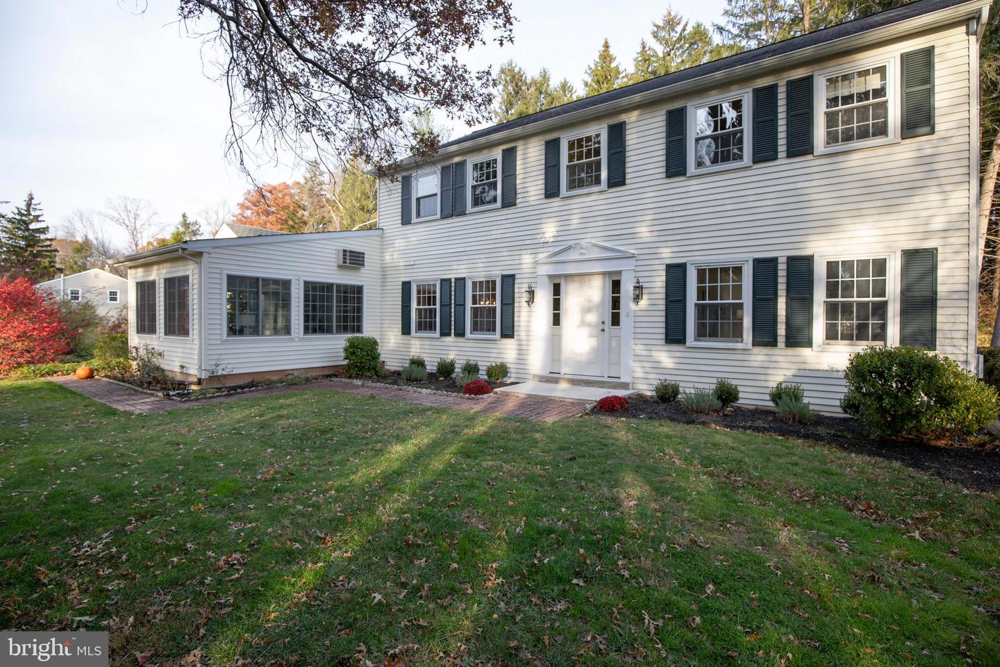 153 Ash Way Property Photo 1