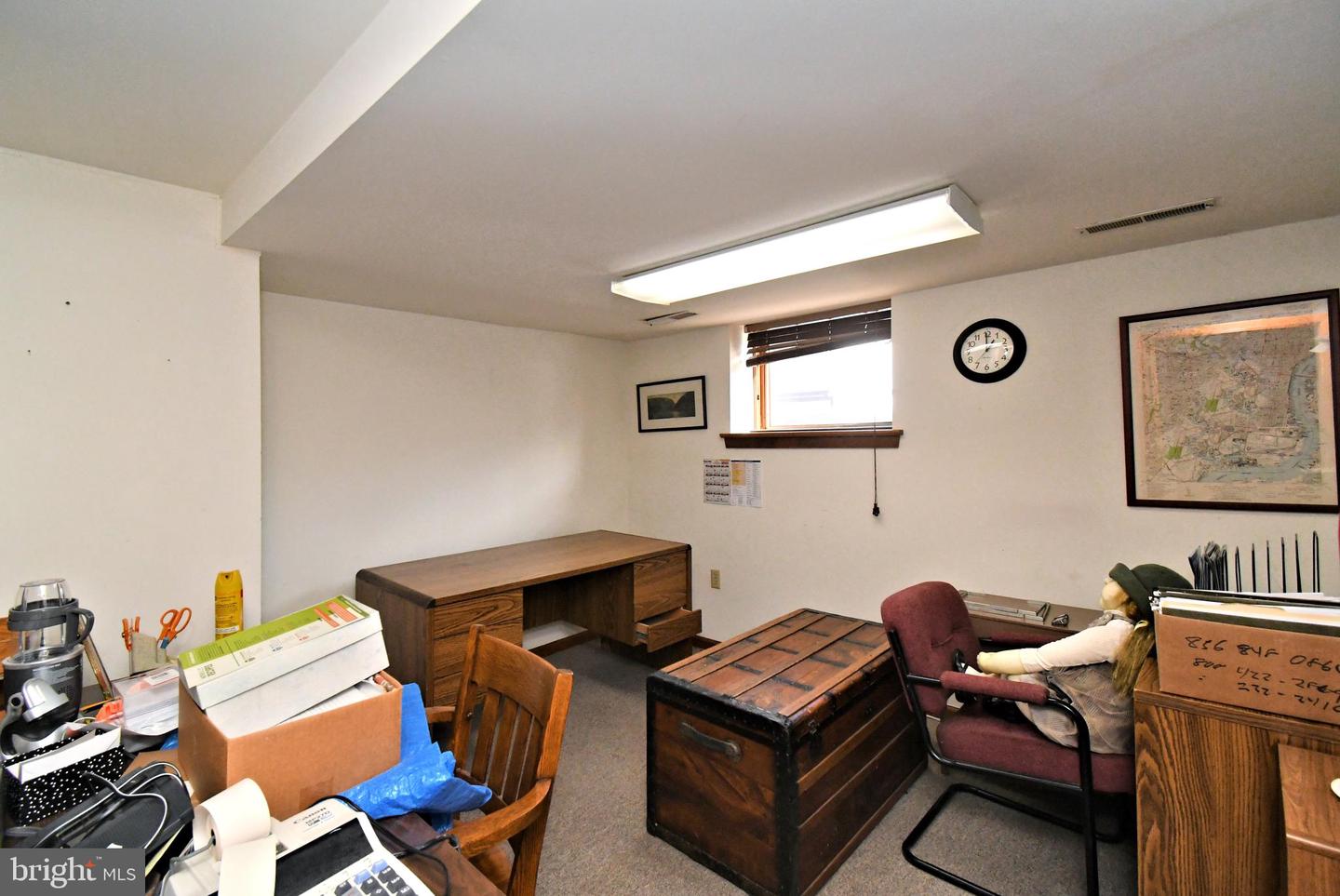 601 W Market St #100 Property Photo 12