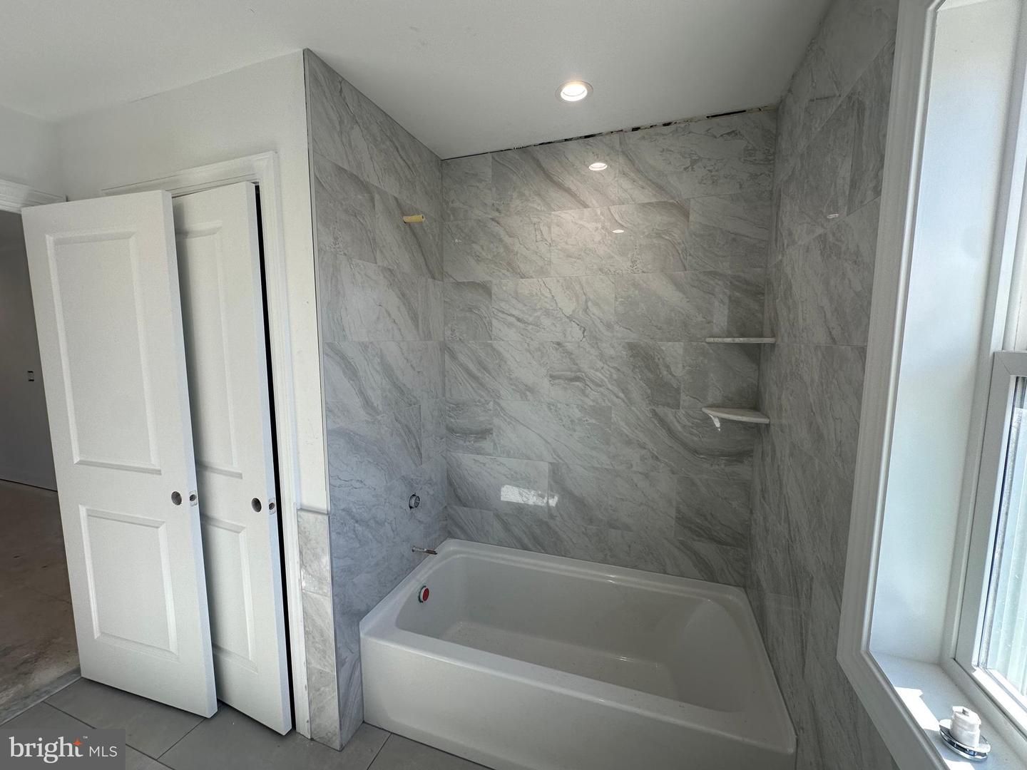 43 Davisville Rd Property Photo 17