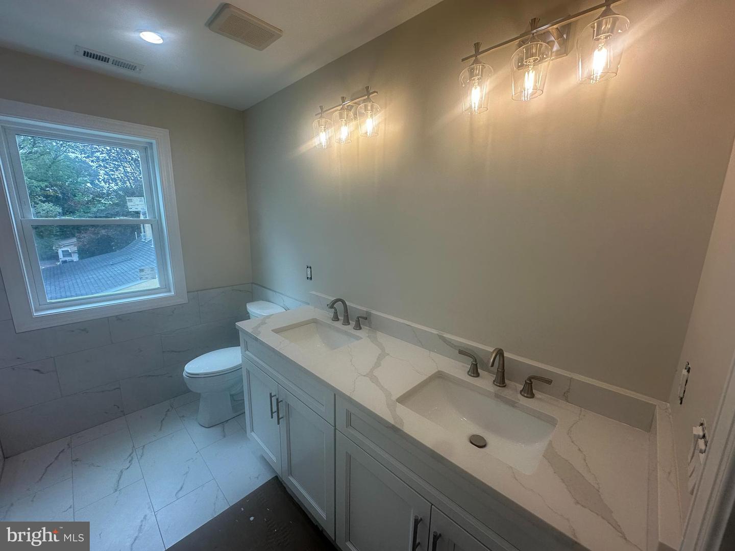 43 Davisville Rd Property Photo 18
