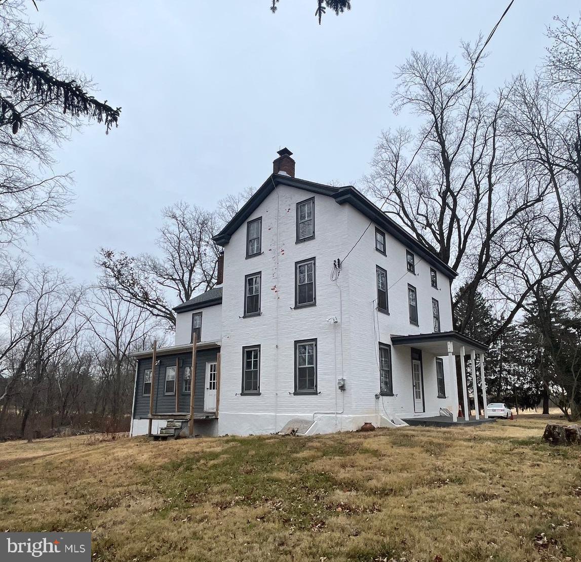 4595 County Line Rd Property Photo 4