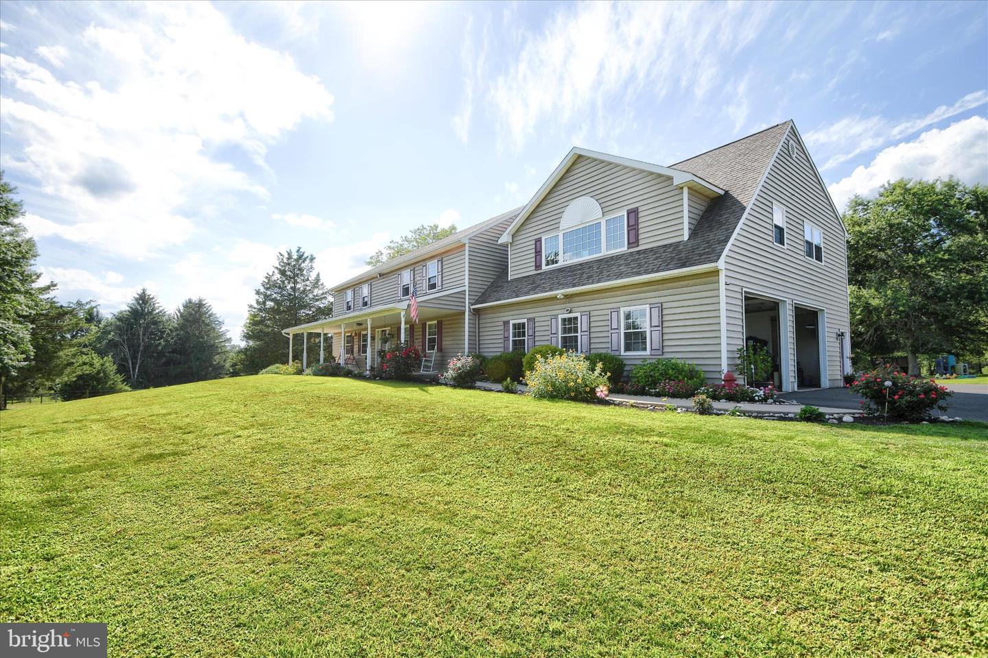 1010 Sweetbriar Rd Property Photo 4