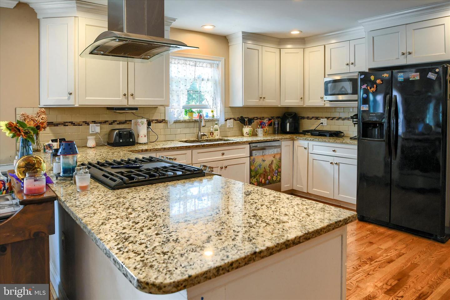 1010 Sweetbriar Rd Property Photo 15