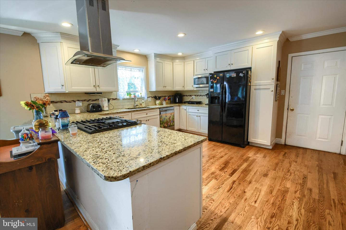 1010 Sweetbriar Rd Property Photo 16