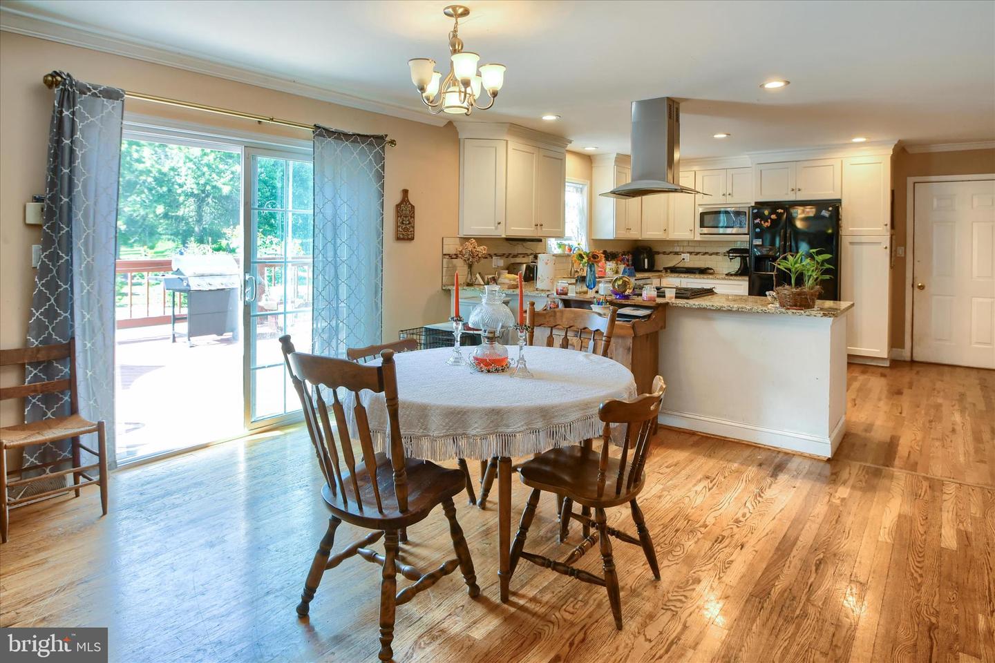 1010 Sweetbriar Rd Property Photo 17