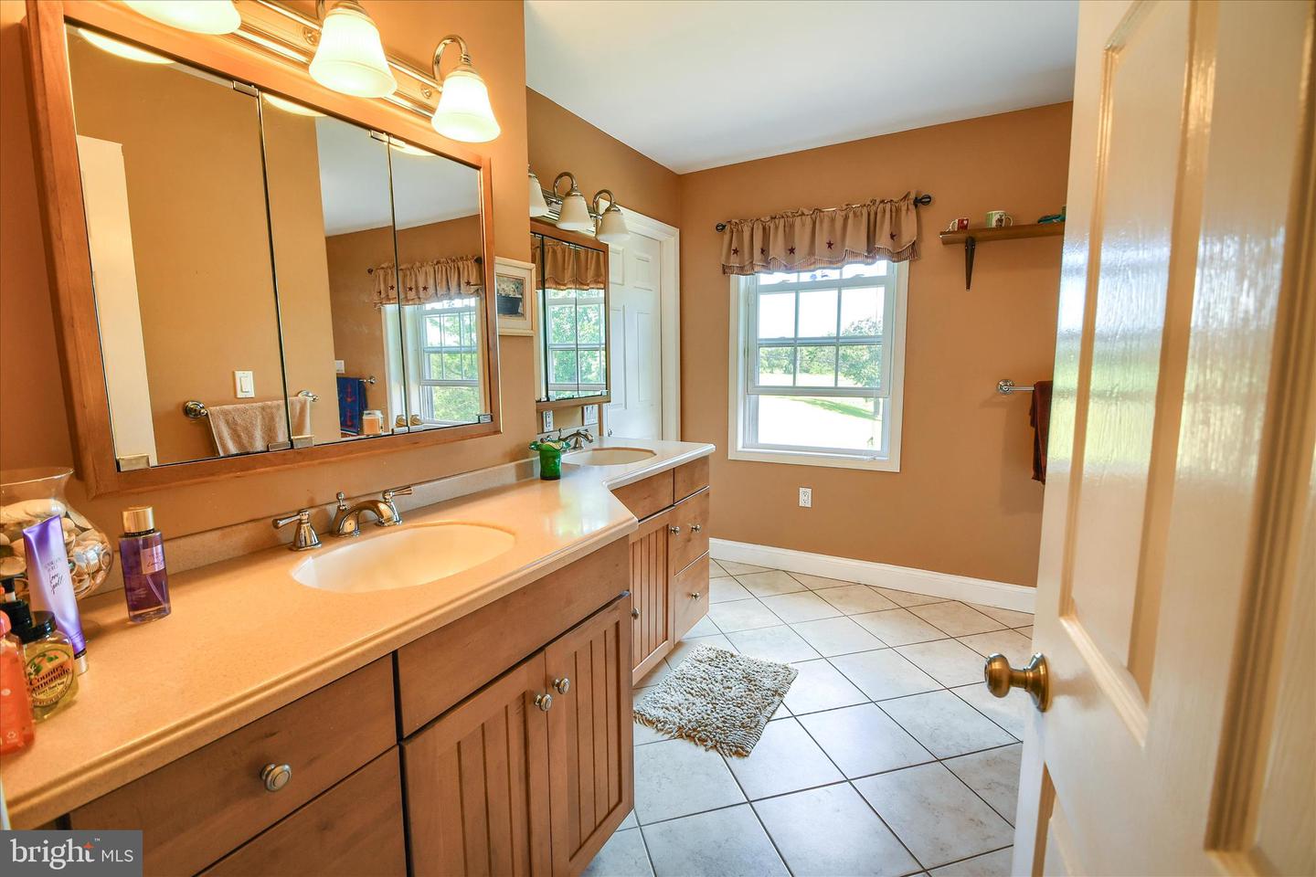 1010 Sweetbriar Rd Property Photo 23