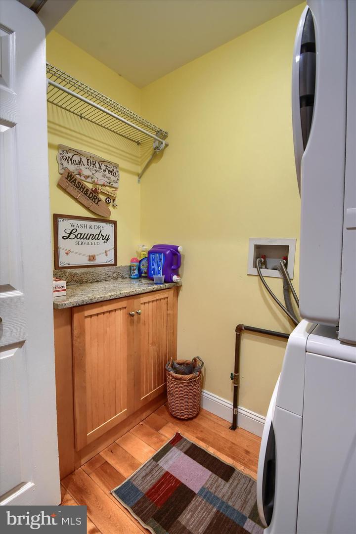 1010 Sweetbriar Rd Property Photo 37