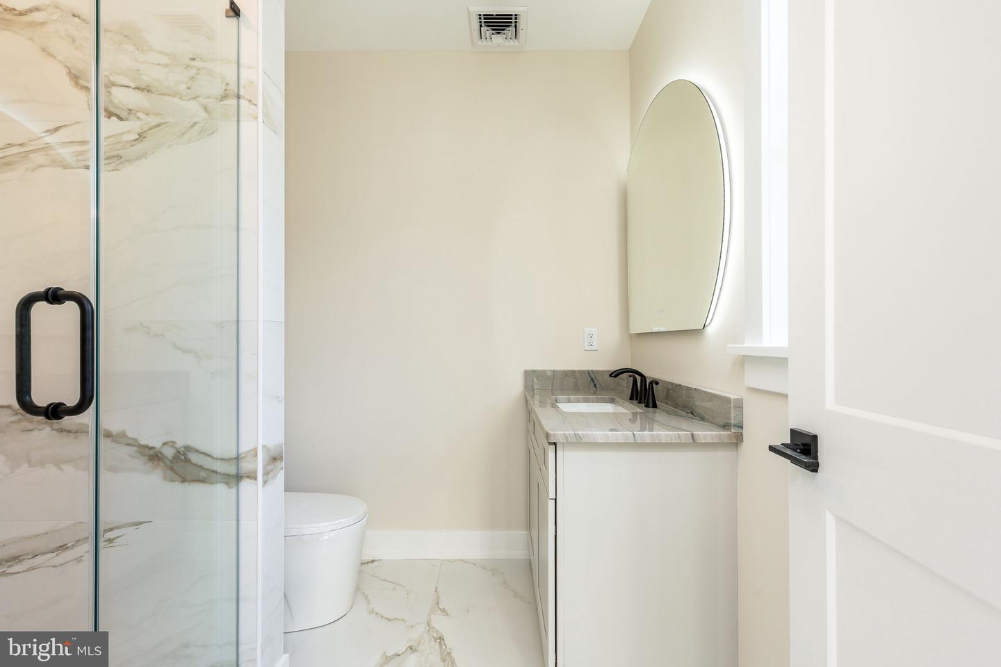 102 Railroad Ave Property Photo 40