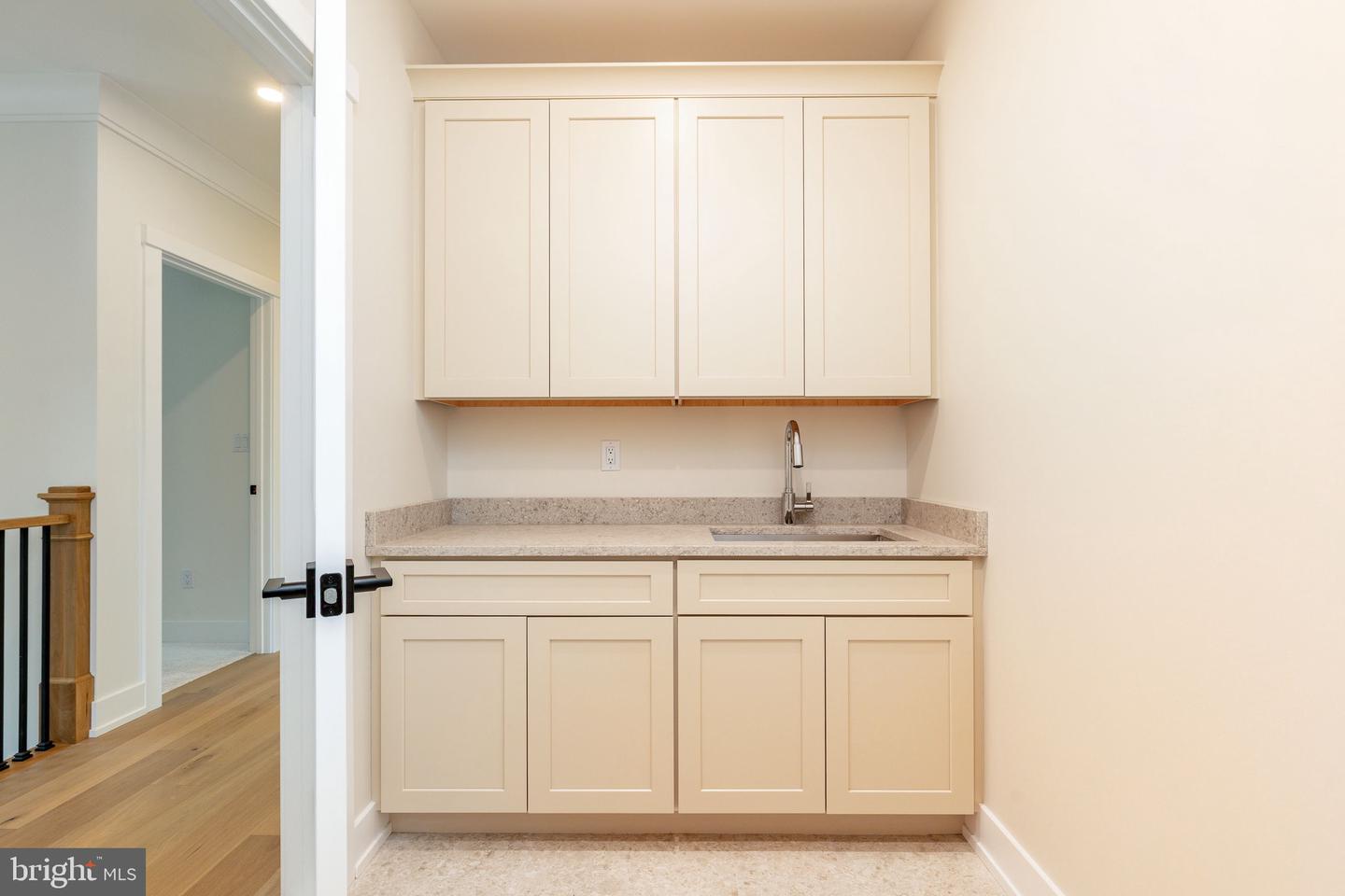 102 Railroad Ave Property Photo 43